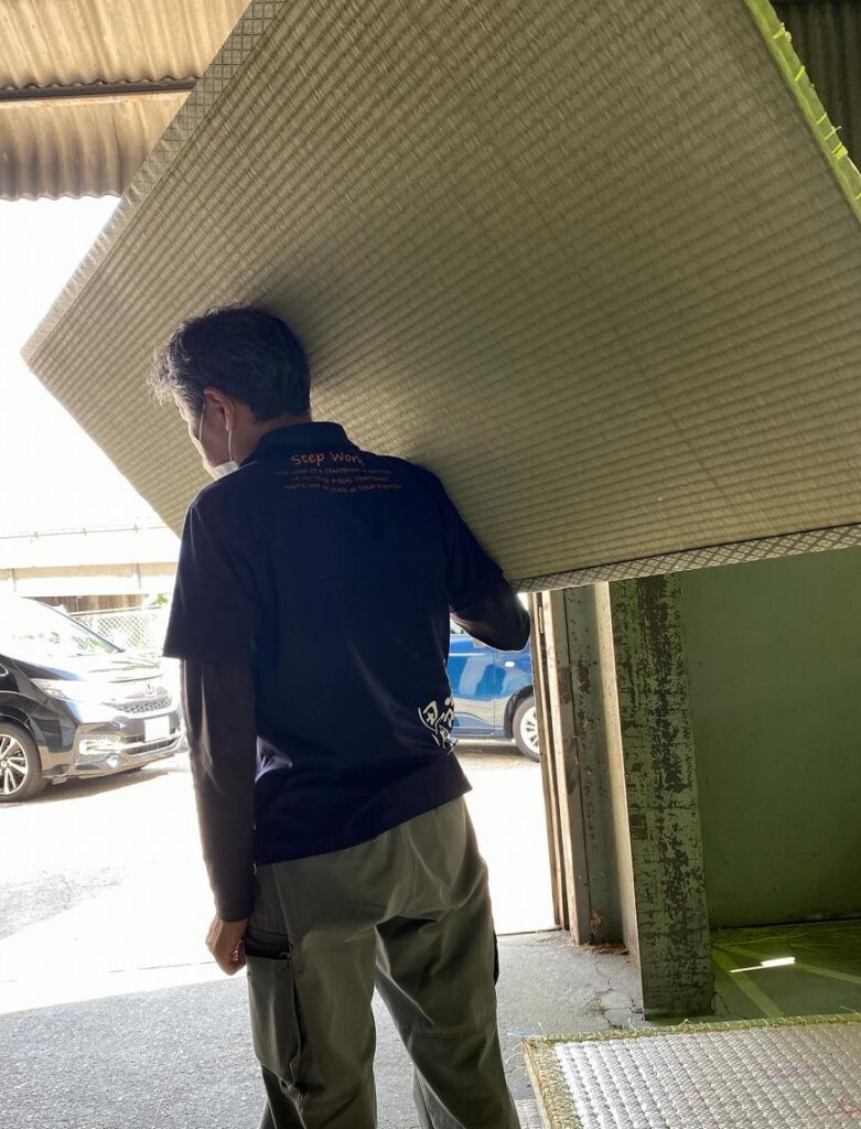 代表取締役 守屋秀展